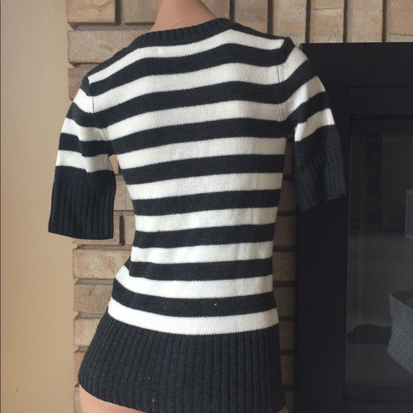 OLD NAVY V neck sweater - Picture 3 of 4